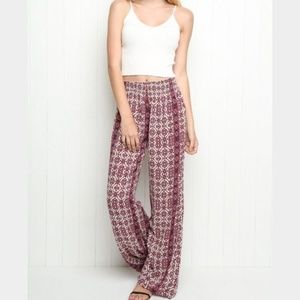 Brandy Melville Alex Flowy Alexa Patterned Pants